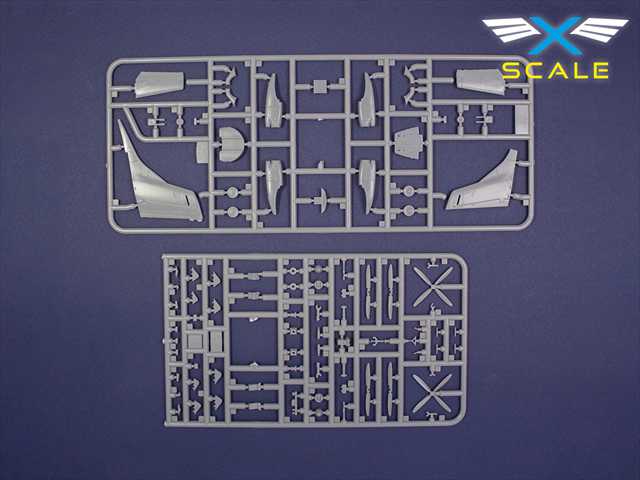 Xスケール 1/144 ATR-42-300ターボプロップ旅客機 プラモデル XSM144009の画像
