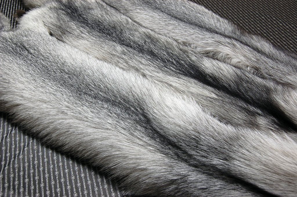 激レア】十字狐 ジュウジギツネ クロスフォックス 原皮 毛皮