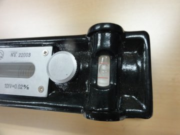 精密平型水準器の画像