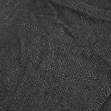 鬼デニム15ozクラッシュドコンクリートデニムリラックスステーパードブラックジーンズ｢622CCD-BKBK｣の画像