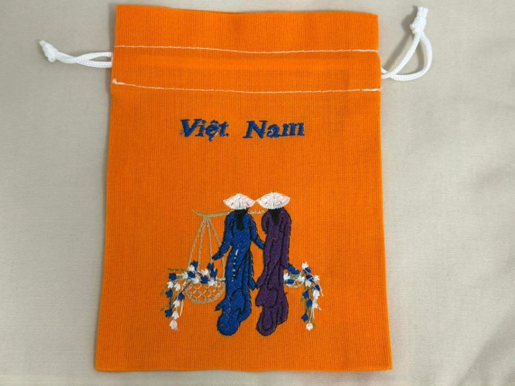 ベトナム刺繍小さなポーチ・オレンジ（A柄）の画像