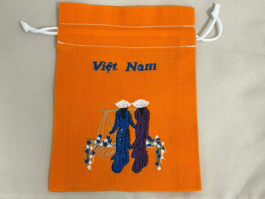 ベトナム刺繍小さなポーチ・オレンジ（A柄）の画像