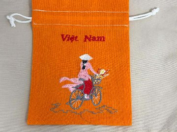 ベトナム刺繍小さなポーチ・オレンジ（B柄）の画像