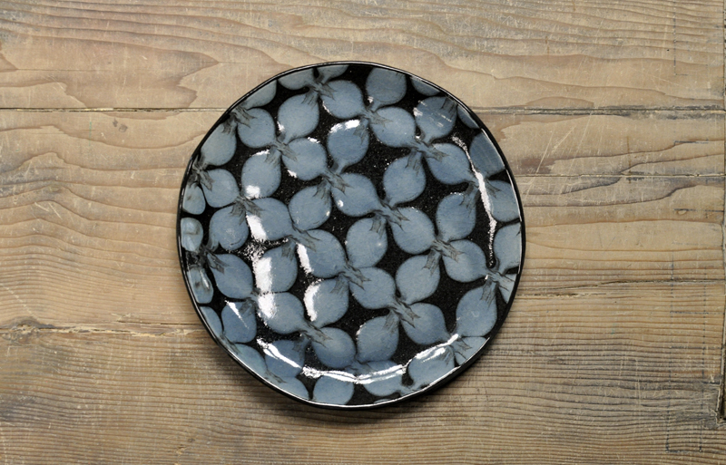 【訳あり】スリップウェア　7寸平皿（青花）の画像