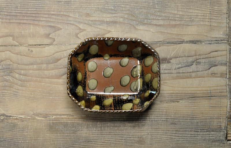 【訳あり】スリップウェア　八角鉢（茶ドット）の画像