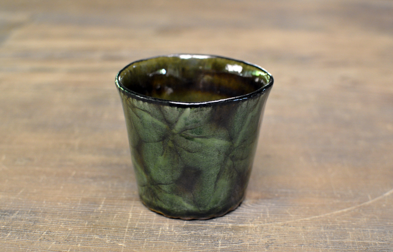 【訳あり】スリップウェア　そば猪口（緑花）の画像
