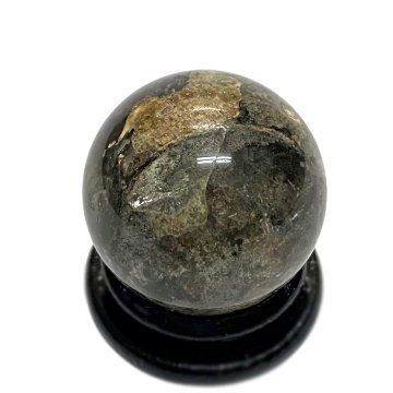 天然石 レインボー入り ガーデン水晶 庭園水晶　丸玉　（1501）の画像