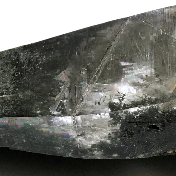 天然石 ガネーシュヒマール産 レインボー水晶 角閃石入り　クラスター　クローライトINクォーツ（901）限定品の画像