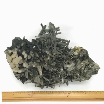 天然石  ガネーシュヒマール産  水晶 クラスター クローライトINクォーツ（913）限定品の画像