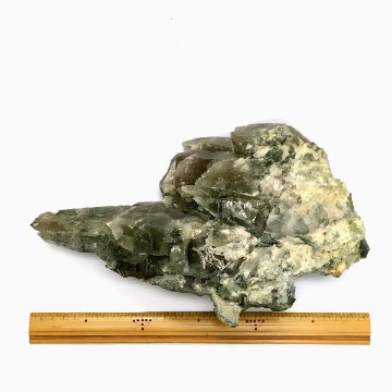 天然石  ガネーシュヒマール産  水晶　角閃石 クラスター クローライトINクォーツ 限定品　916の画像