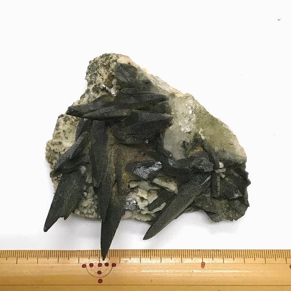 天然石  ガネーシュヒマール産  水晶 クラスター  クローライトINクォーツ  限定品　925の画像