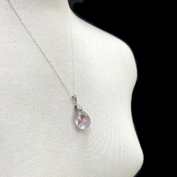 天然石 レッドファントム ペンダント ネックレス (10) シルバー磨き用布付の画像