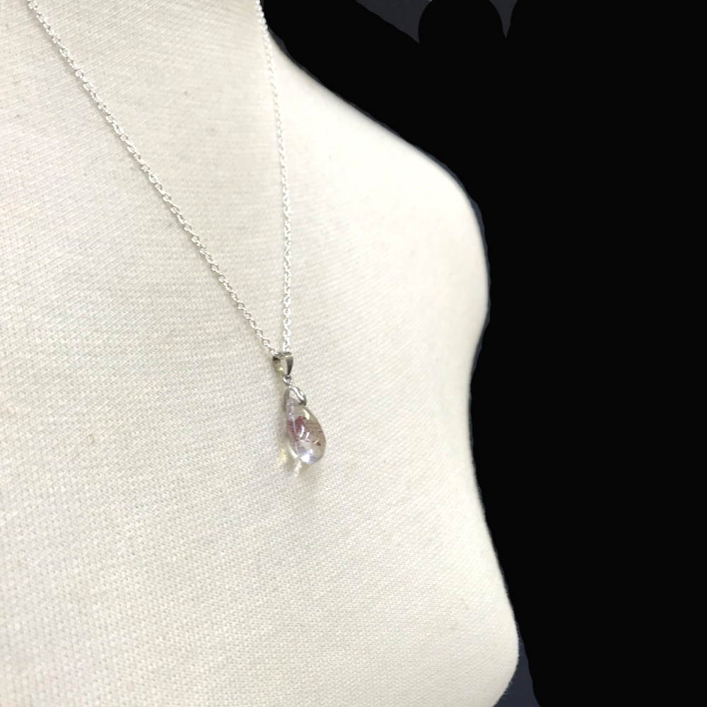 天然石 レッドファントム　ペンダント ネックレス (02) シルバー磨き用布付の画像