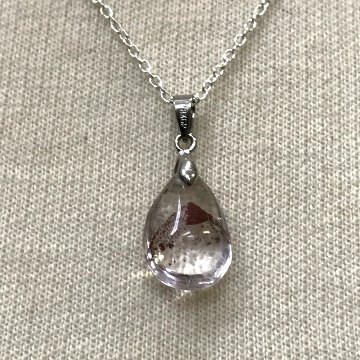 天然石 レッドファントム　ペンダント ネックレス (02) シルバー磨き用布付の画像
