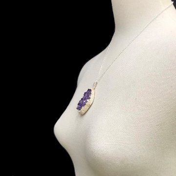 天然石 アメジスト原石 ペンダント ネックレス ( 01) シルバーチエーン付き シルバー磨き用布付の画像