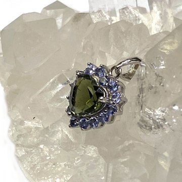 モルダバイト ネックレス (2021) ペンダント 1点物 シルバー磨き用布付き の画像