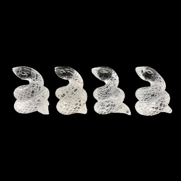 【限定品】 天然石 手彫り水晶 幸運の蛇（M）白蛇の抜け殻 ポーチ付 画像