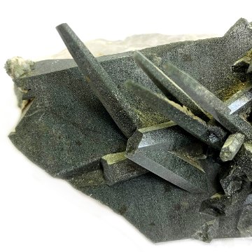 天然石  ガネーシュヒマール産 ヒマラヤ水晶 クラスター  クローライトINクォーツ  限定品 934の画像