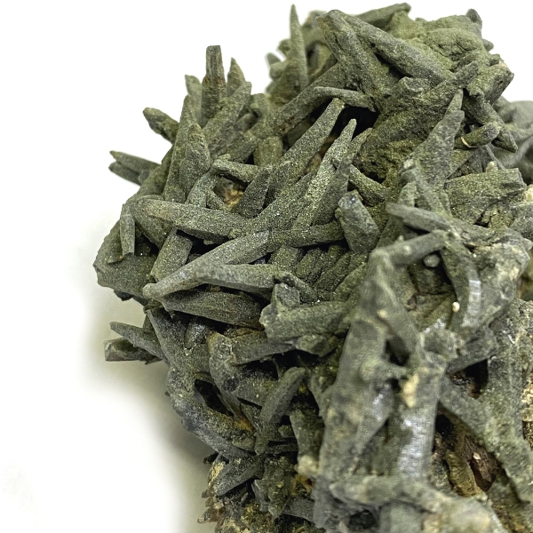 天然石  ガネーシュヒマール産 ヒマラヤ水晶 クラスター  クローライトINクォーツ  限定品 937の画像