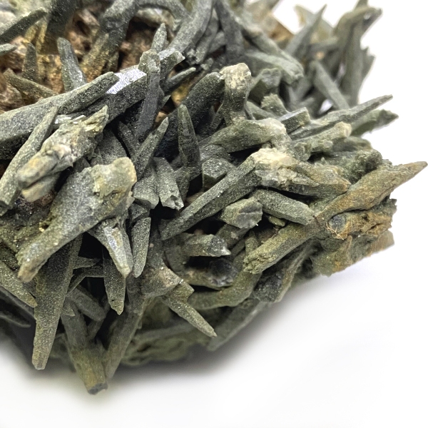 天然石  ガネーシュヒマール産 ヒマラヤ水晶 クラスター  クローライトINクォーツ  限定品 937の画像