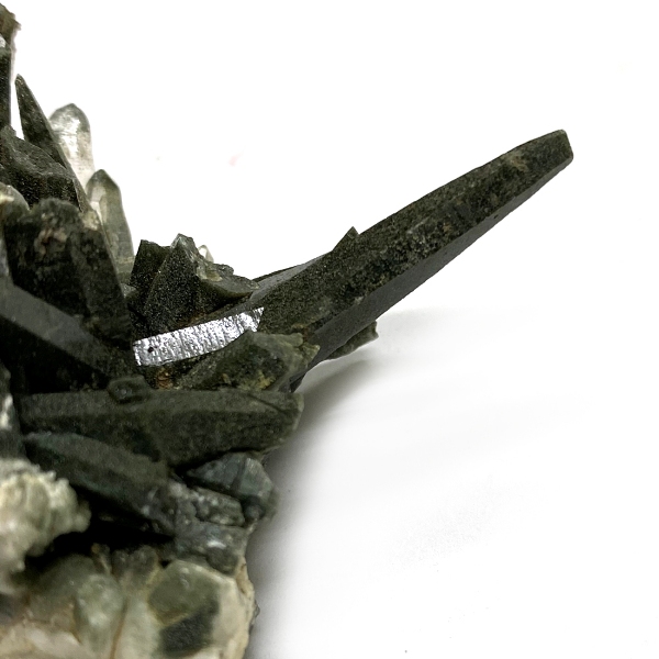 天然石  ガネーシュヒマール産 ヒマラヤ水晶 クラスター  クローライトINクォーツ  限定品 943の画像