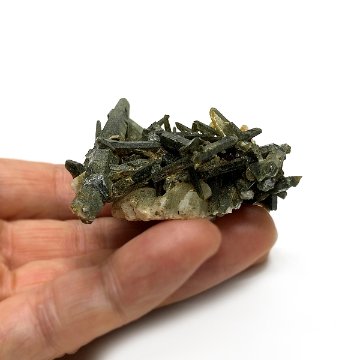 天然石  ガネーシュヒマール産 ヒマラヤ水晶 クラスター  クローライトINクォーツ  限定品 957画像