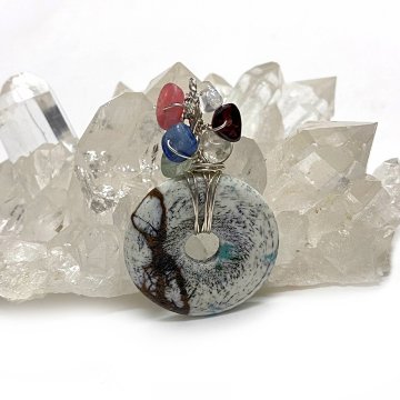 天然石 ターコイズ ペンダントトップ  シルバーワイヤー ジュエリー  ネックレス（212）シルバー磨き用布付 の画像