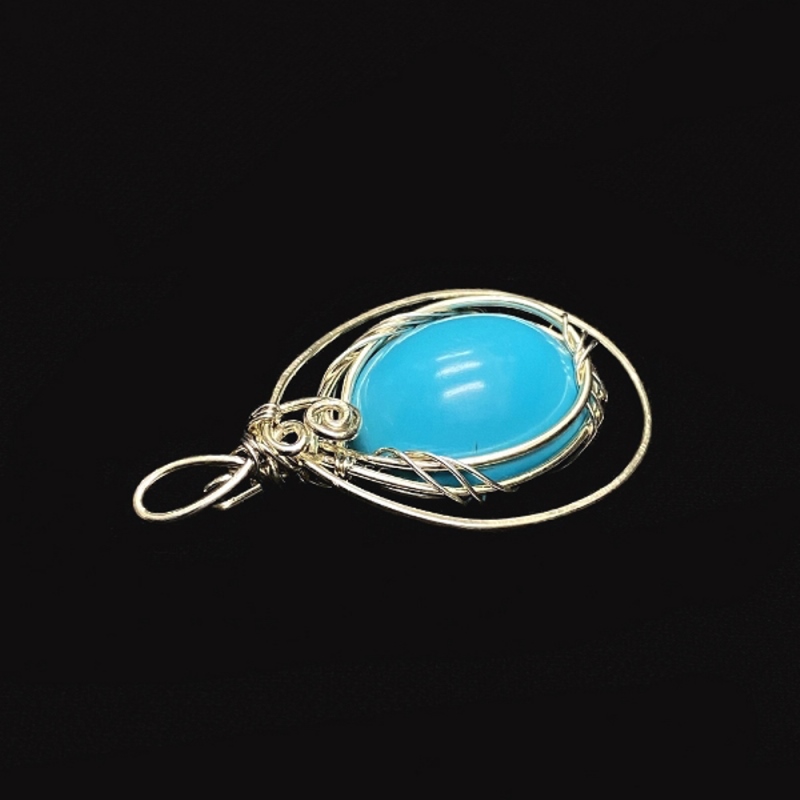 天然石 ターコイズ　ペンダントトップ　シルバーワイヤー ジュエリー ネックレス（214）シルバー磨き用布付 の画像