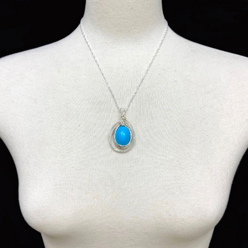 天然石 ターコイズ　ペンダントトップ　シルバーワイヤー ジュエリー ネックレス（214）シルバー磨き用布付 の画像