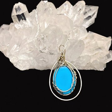 天然石 ターコイズ　ペンダントトップ　シルバーワイヤー ジュエリー ネックレス（214）シルバー磨き用布付 の画像