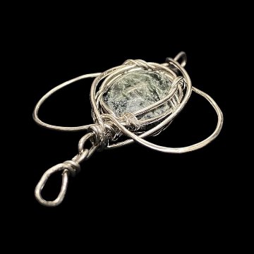 天然石 セラフィナイト ペンダントトップ  シルバーワイヤー ジュエリー  ネックレス（201）シルバー磨き用布付 の画像