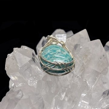 天然石 アマゾナイト ペンダント シルバーワイヤー ジュエリー  ネックレス（207） シルバー磨き用布付 の画像