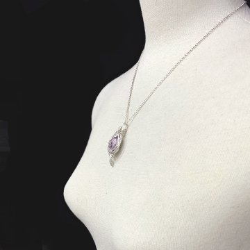 天然石 ロードナイト ペンダント シルバーワイヤー ジュエリー ネックレス（216）シルバー磨き用布付の画像