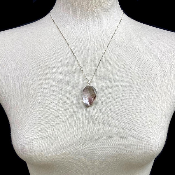 天然石 バイカラーアメジスト ペンダント ネックレス　(706)　シルバー磨き用布付　の画像