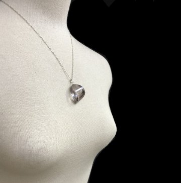 天然石 バイカラーアメジスト ペンダント ネックレス　(706)　シルバー磨き用布付　の画像