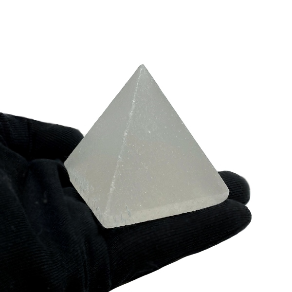  【おまかせ品】 ヒマラヤ岩塩  ホワイトソルト 白岩塩　ピラミッド (S) 再研磨済画像