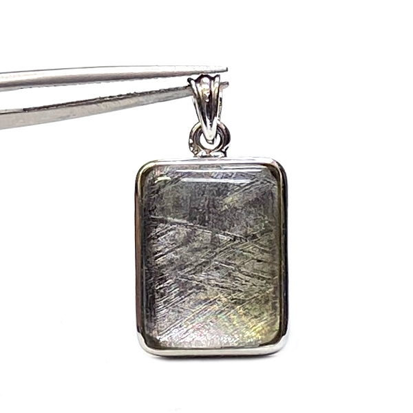 ギベオン 隕石 ペンダント ネックレス (71103) シルバーチエーン