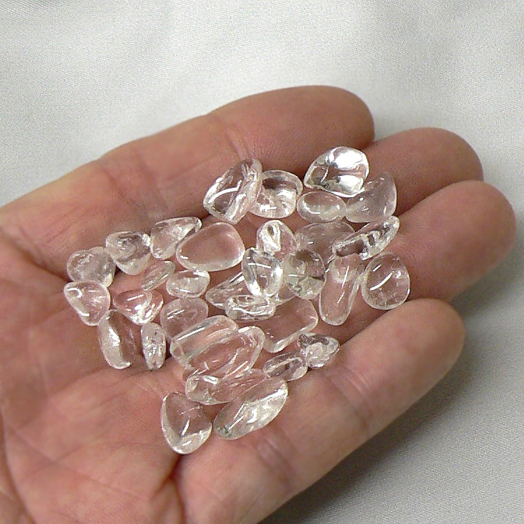 天然石 水晶 さざれ石（洗浄済）Mサイズ  ブラジル産  浄化用 【おまかせ品】 画像