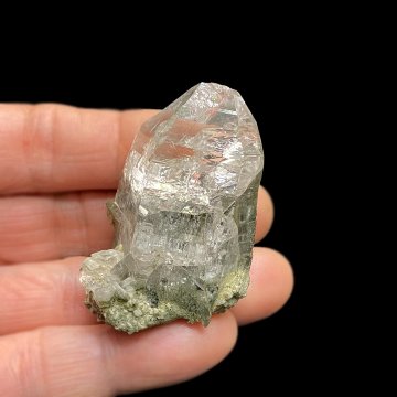 天然石  ガネーシュヒマール産  ヒマラヤ水晶 クラスター  クローライトINクォーツ（962）画像
