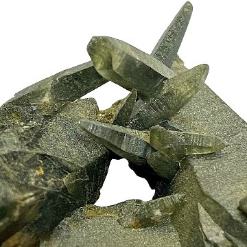 天然石  ガネーシュヒマール産  ヒマラヤ水晶 クラスター  クローライトINクォーツ（2572）の画像
