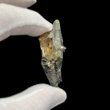 天然石  ガネーシュヒマール産  ヒマラヤ水晶 クラスター  クローライトINクォーツ（2576）の画像