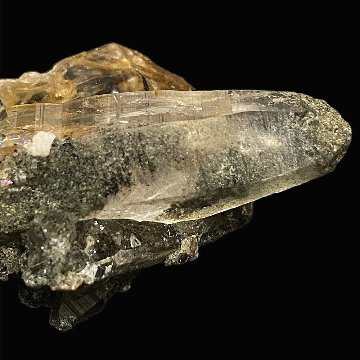 天然石  ガネーシュヒマール産  ヒマラヤ水晶 クラスター  クローライトINクォーツ（2576）の画像