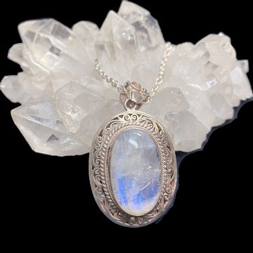 天然石 ブルームーンストーン ペンダント ネックレス（25112）シルバー磨き用布付 の画像