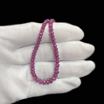 天然石 ボタンカットルビー  ネックレス（25113）一点物の画像