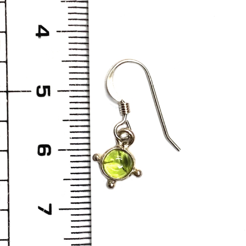 天然石 ペリドット ピアス  (25118)  ハンドメイド  シルバー磨き用布付の画像