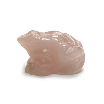 天然石 ローズクォーツ  蛙  カエル 置物（2602）「おまかせ品」オーガンジー巾着付きの画像