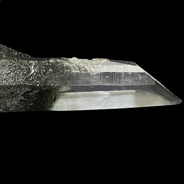 天然石  ガネーシュヒマール産  ヒマラヤ水晶 クラスター  クローライトINクォーツ（2644）の画像