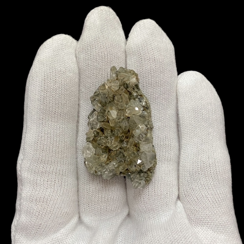 天然石  ガネーシュヒマール産  ヒマラヤ水晶 クラスター  クローライトINクォーツ（2650）プレート付きの画像