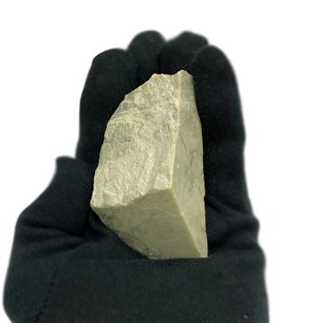 天然石 糸魚川翡翠 原石  (2696) ジェイダイト 国産鉱物　の画像