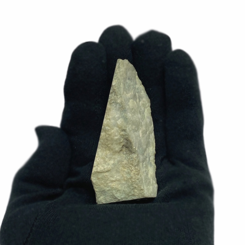 天然石 糸魚川翡翠 原石  (2699) ジェイダイト 国産鉱物　の画像